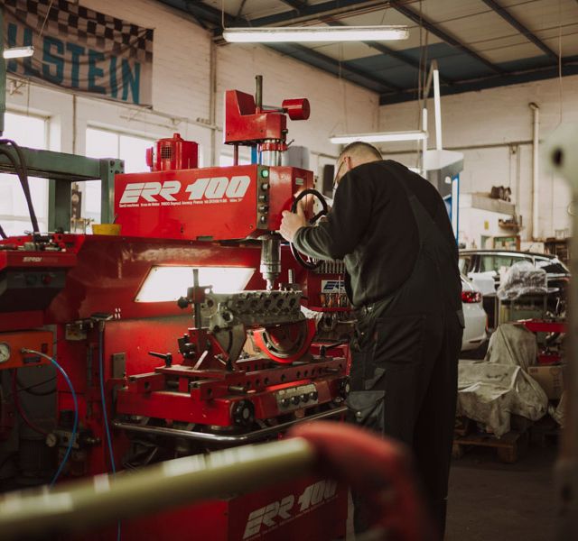 K & M Motorentechnik GbR in Lüneburg über uns Werkstatt 15